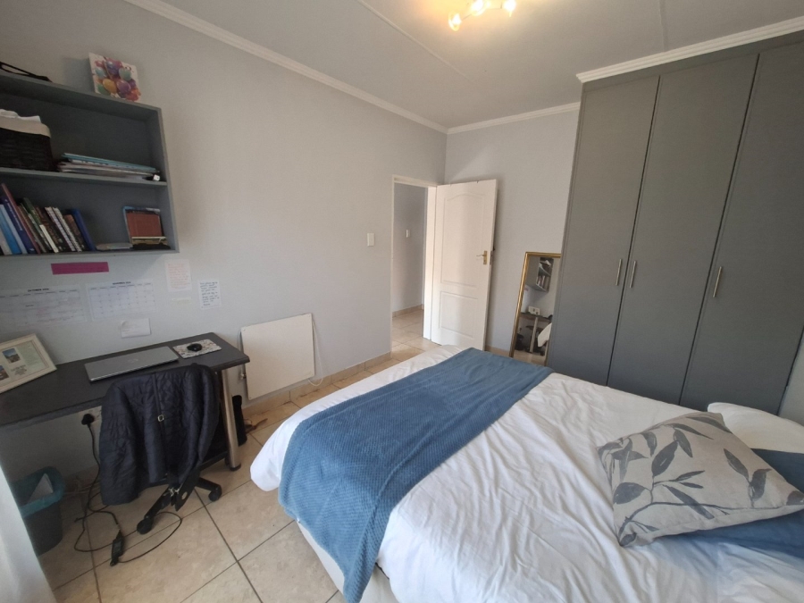 2 Bedroom Property for Sale in Bult South North West